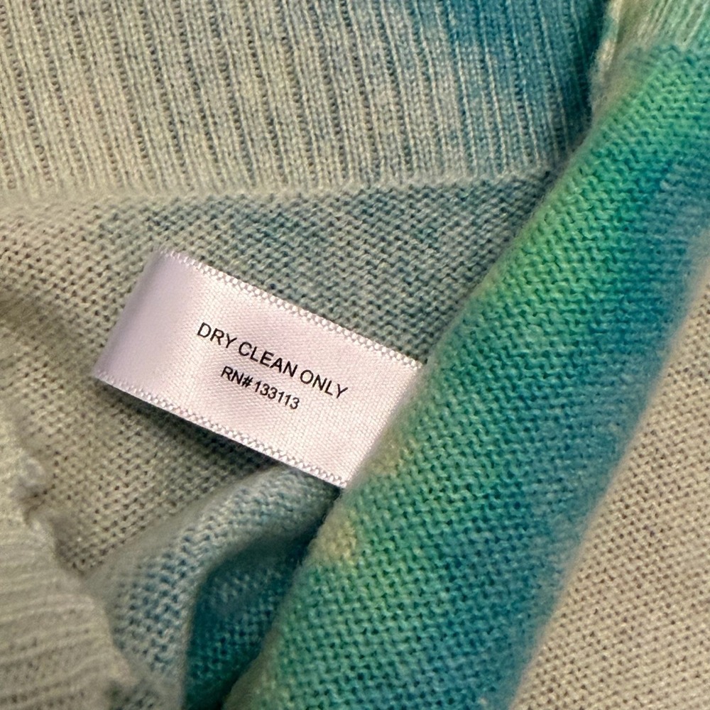 Lisa Todd 100% Cashmere Sweater Blue Green Ombre Pointelle Crewneck Chic Size XS - Picture 14 of 14